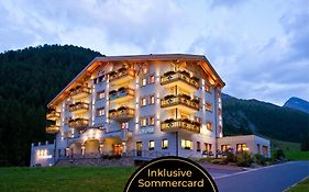 Chasa Castello Relax & Spa